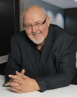 Porträt von Stefan Gottschling